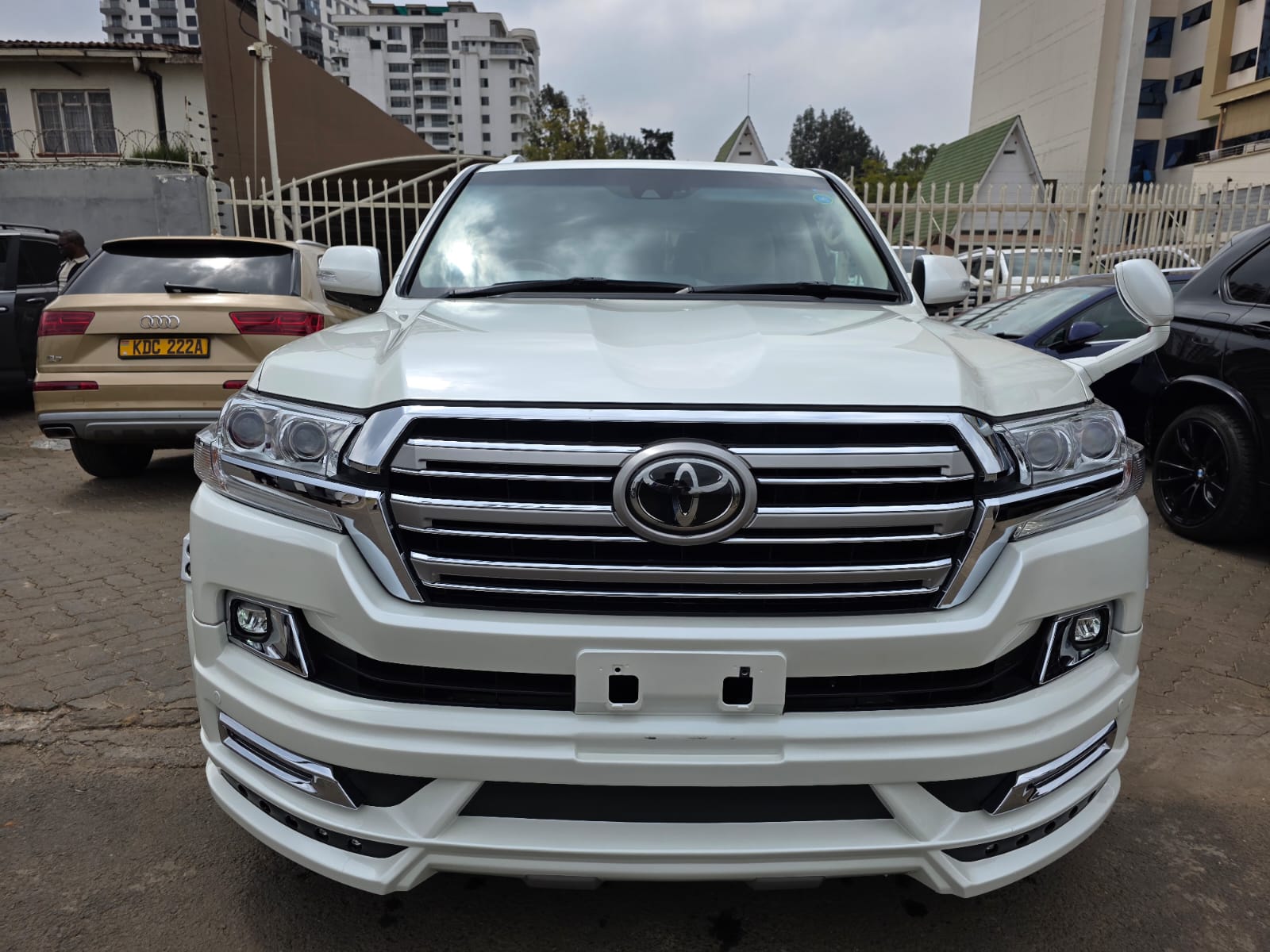 2018 Toyota Land Cruiser Land Cruiser J200 Series (Land Cruiser V8